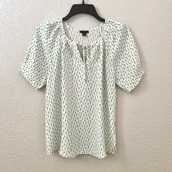 Ann Taylor Green Purple Floral Print Blouse Short Sleeve Casual Classic Top SP - Picture 2 of 7